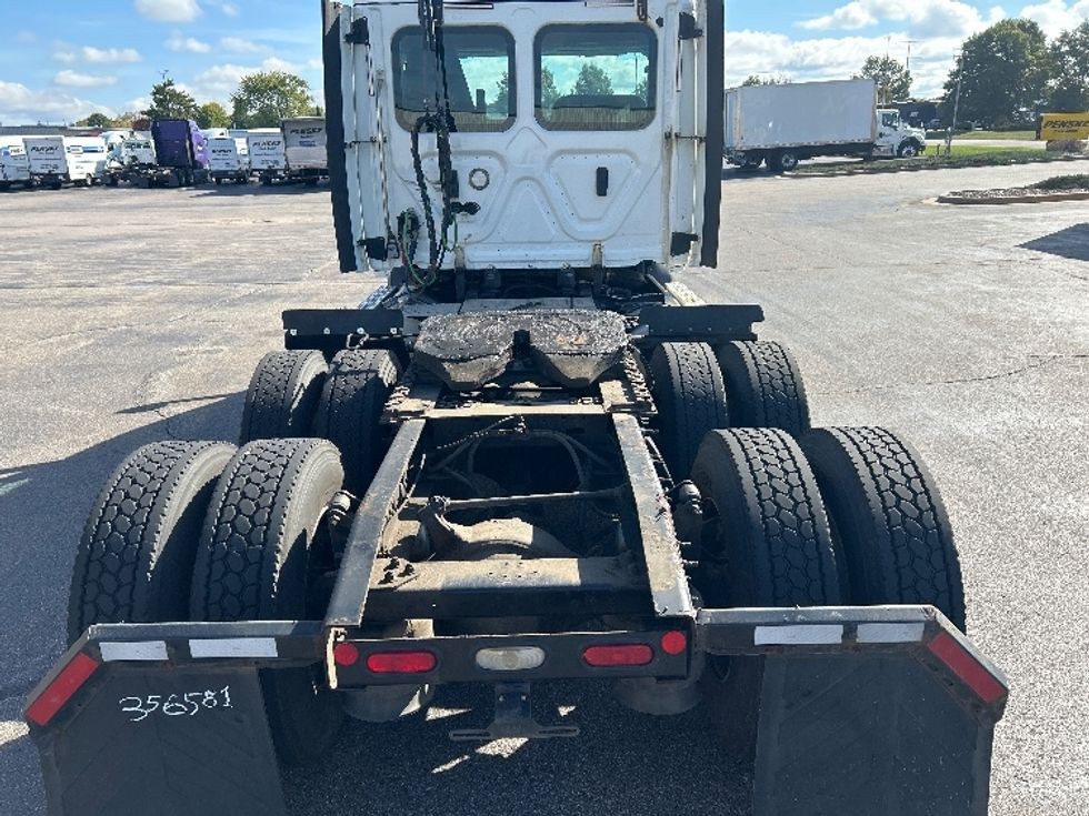 Day Cab Tractor-Heavy Duty Tractors-Freightliner-2020-T11664ST-Rothschild-WI-235,399\n\t\tmiles-$ 53,250 - Image 6