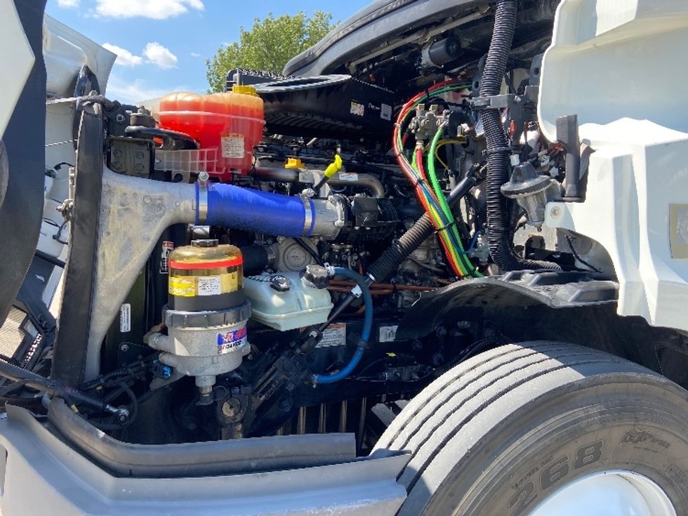 Day Cab Tractor-Heavy Duty Tractors-Freightliner-2020-T11664ST-San Antonio-TX-190,510\n\t\tmiles-$ 61,750 - Image 16