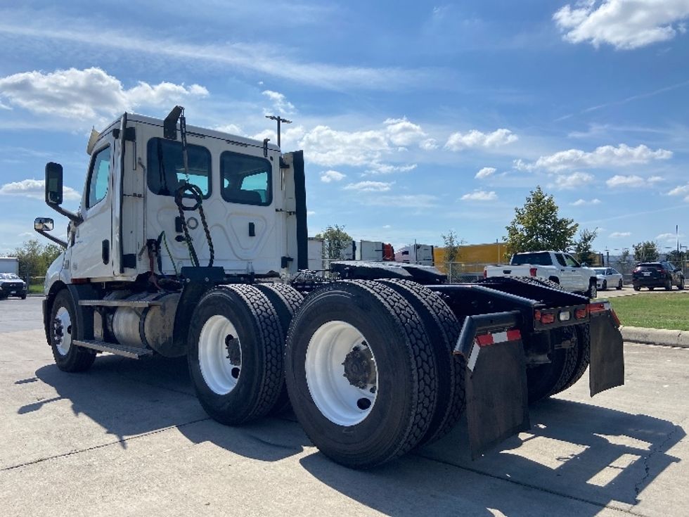 Day Cab Tractor-Heavy Duty Tractors-Freightliner-2020-T11664ST-San Antonio-TX-190,510\n\t\tmiles-$ 61,750 - Image 5
