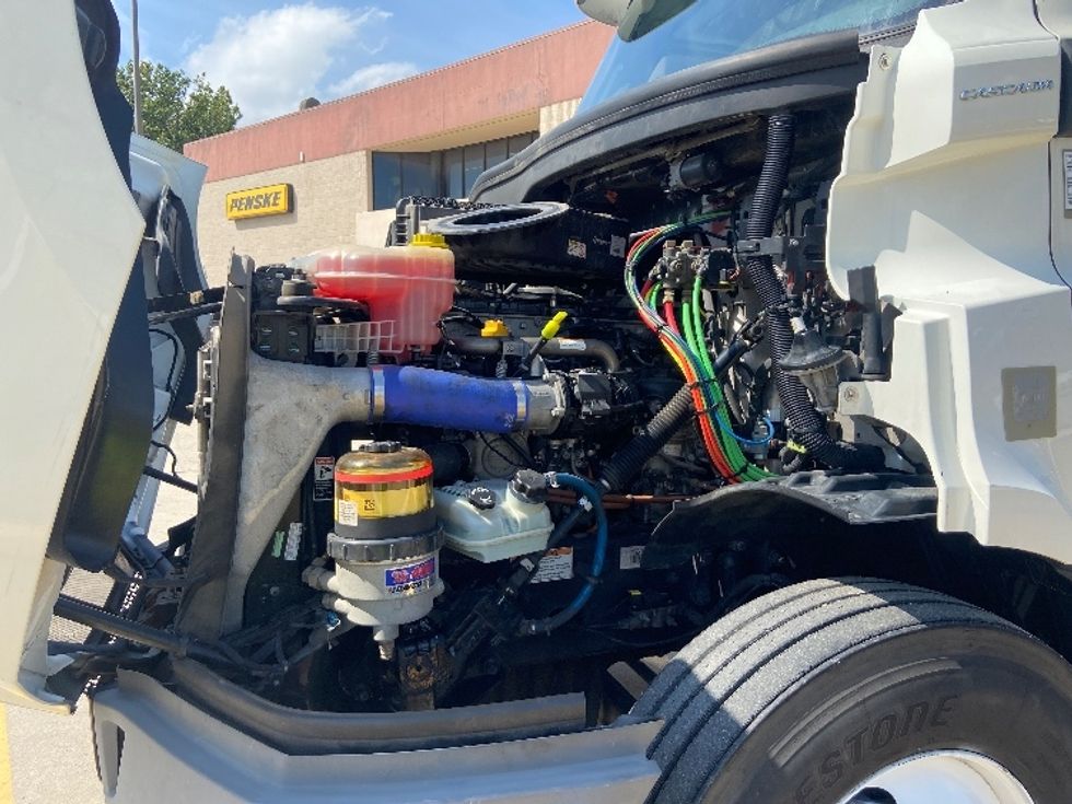 Day Cab Tractor-Heavy Duty Tractors-Freightliner-2020-T11664ST-San Antonio-TX-225,311\n\t\tmiles-$ 62,750 - Image 16