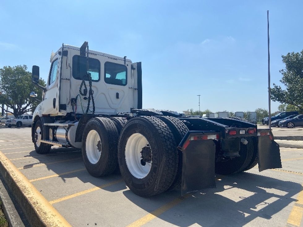 Day Cab Tractor-Heavy Duty Tractors-Freightliner-2020-T11664ST-San Antonio-TX-240,975\n\t\tmiles-$ 58,750 - Image 5