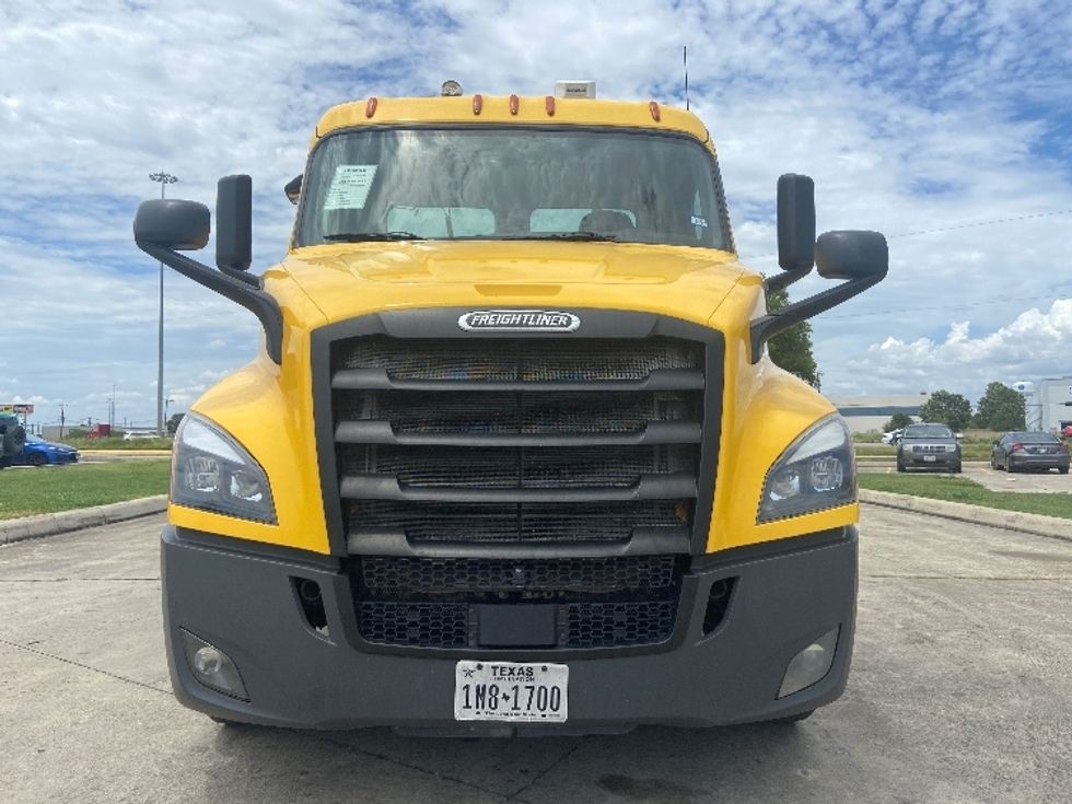Day Cab Tractor-Heavy Duty Tractors-Freightliner-2020-T11664ST-San Antonio-TX-415,503\n\t\tmiles-$ 45,000 - Image 2