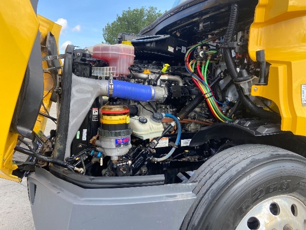 Day Cab Tractor-Heavy Duty Tractors-Freightliner-2020-T11664ST-San Antonio-TX-435,885\n\t\tmiles-$ 38,000 - Image 16