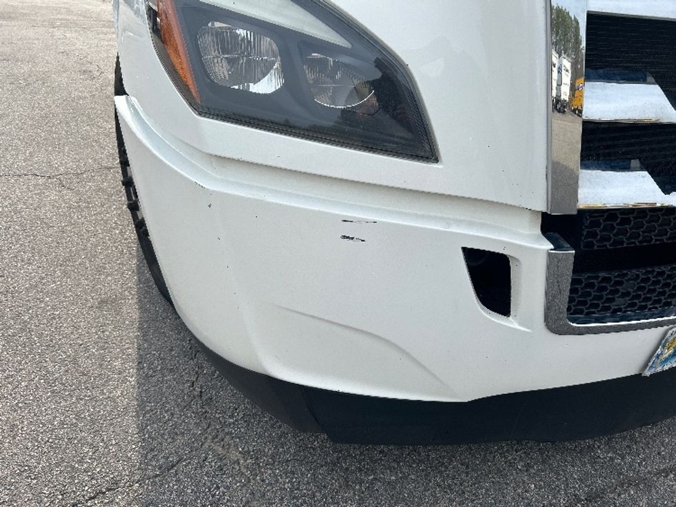 Day Cab Tractor-Heavy Duty Tractors-Freightliner-2020-T11664ST-Sandston-VA-556,313\n\t\tmiles-$ 38,000 - Image 19