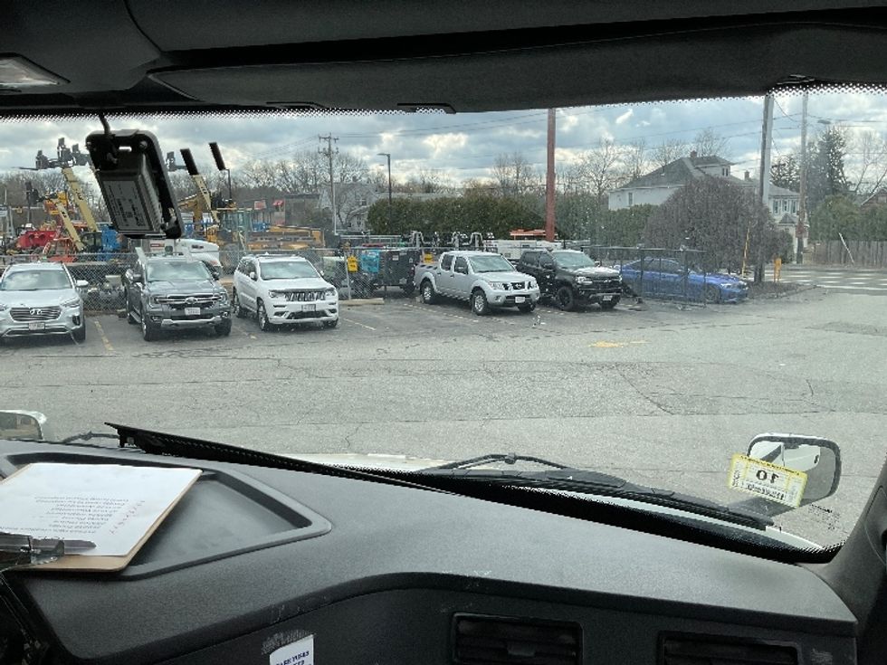 Day Cab Tractor-Heavy Duty Tractors-Freightliner-2020-T11664ST-Springfield-MA-488,995\n\t\tmiles-$ 43,000 - Image 13