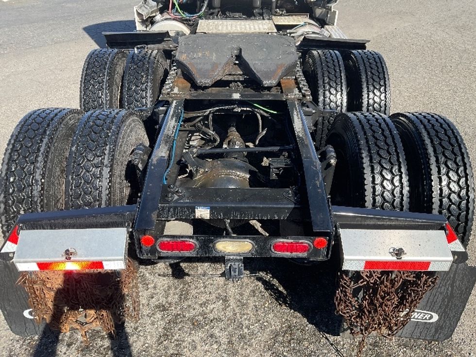 Day Cab Tractor-Heavy Duty Tractors-Freightliner-2020-T11664ST-Tacoma-WA-704,581\n\t\tmiles-$ 26,250 - Image 6