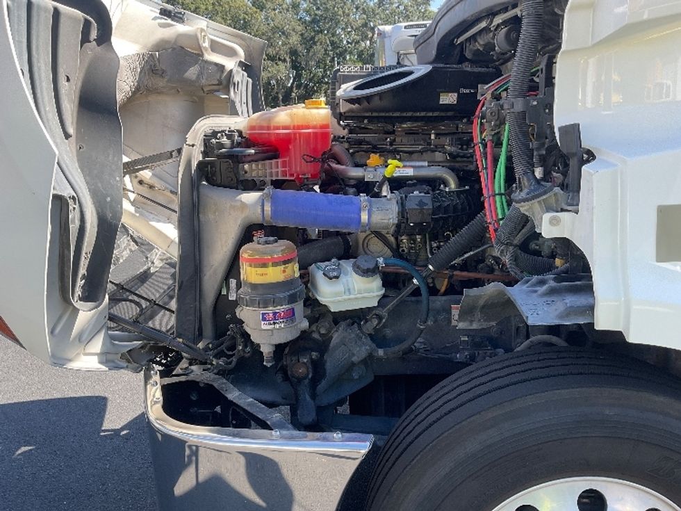 Day Cab Tractor-Heavy Duty Tractors-Freightliner-2020-T11664ST-Tampa-FL-260,822\n\t\tmiles-$ 58,500 - Image 16