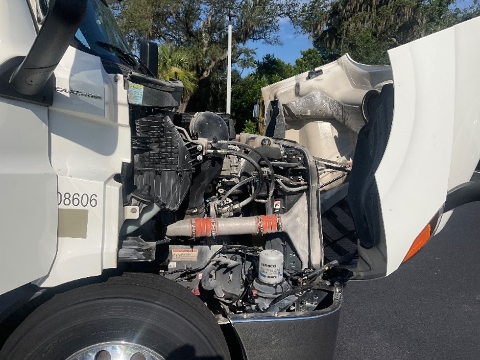 Day Cab Tractor-Heavy Duty Tractors-Freightliner-2020-T11664ST-Tampa-FL-389,287\n\t\tmiles-$ 51,250 - Image 15