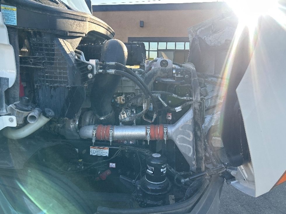 Day Cab Tractor-Heavy Duty Tractors-Freightliner-2020-T11664ST-Torrance-CA-514,448\n\t\tmiles-$ 45,250 - Image 15