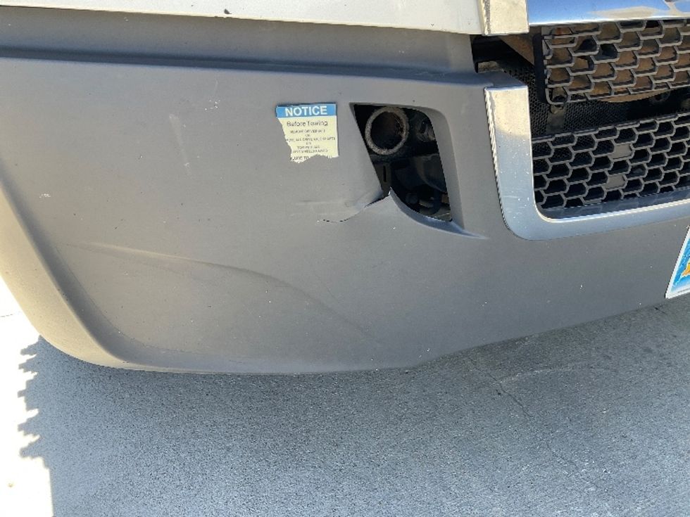 Day Cab Tractor-Heavy Duty Tractors-Freightliner-2020-T11664ST-Tulsa-OK-298,564\n\t\tmiles-$ 55,250 - Image 19