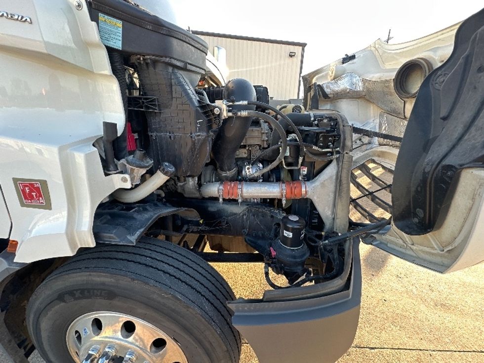 Day Cab Tractor-Heavy Duty Tractors-Freightliner-2020-T11664ST-Waxahachie-TX-219,986\n\t\tmiles-$ 74,250 - Image 15