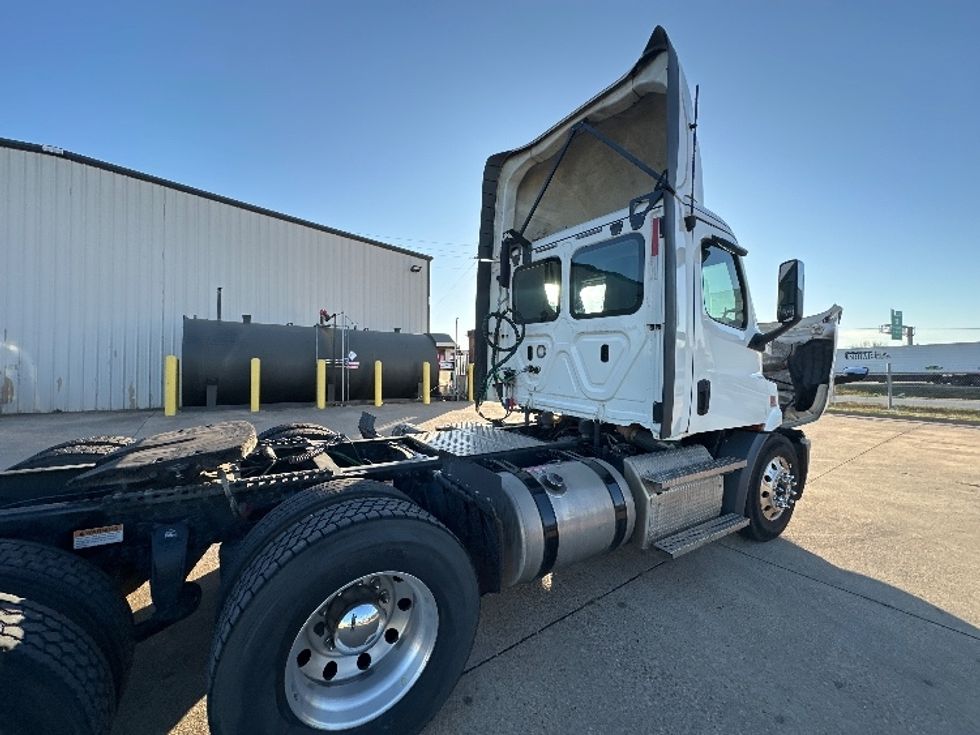 Day Cab Tractor-Heavy Duty Tractors-Freightliner-2020-T11664ST-Waxahachie-TX-219,986\n\t\tmiles-$ 74,250 - Image 18