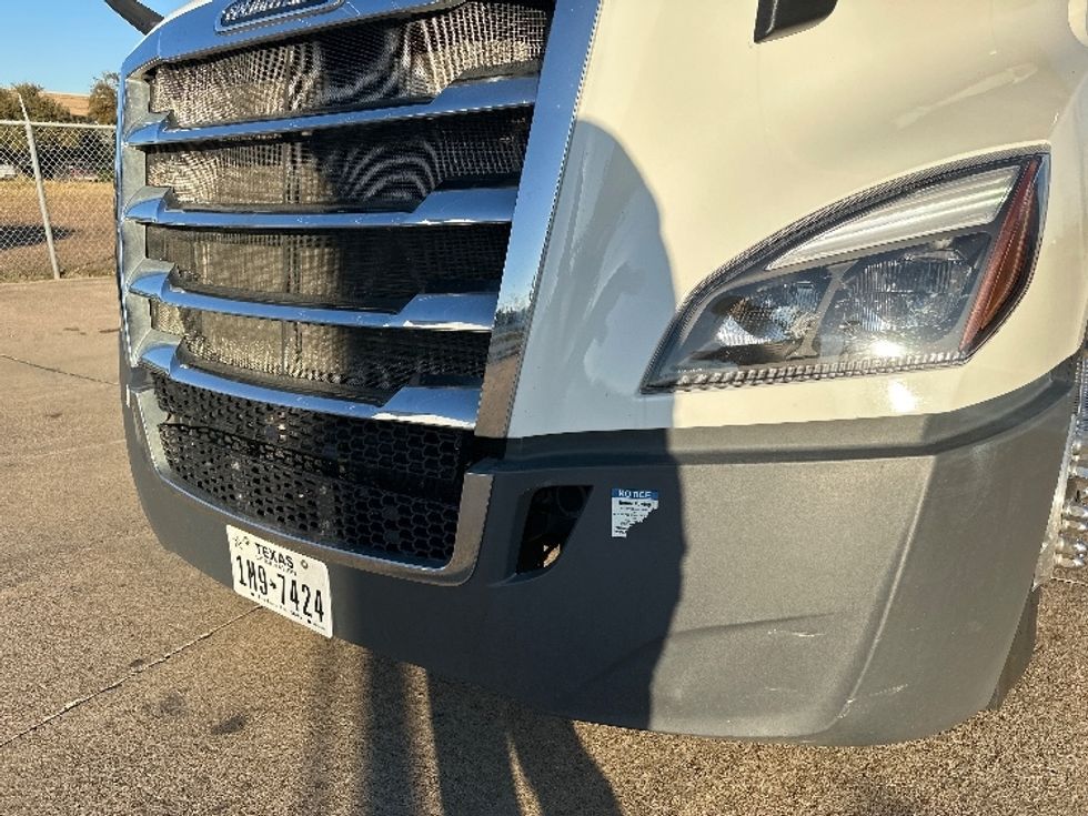 Day Cab Tractor-Heavy Duty Tractors-Freightliner-2020-T11664ST-Waxahachie-TX-219,986\n\t\tmiles-$ 74,250 - Image 20