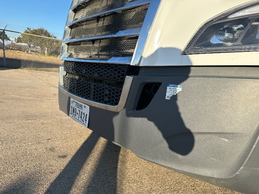 Day Cab Tractor-Heavy Duty Tractors-Freightliner-2020-T11664ST-Waxahachie-TX-219,986\n\t\tmiles-$ 74,250 - Image 21