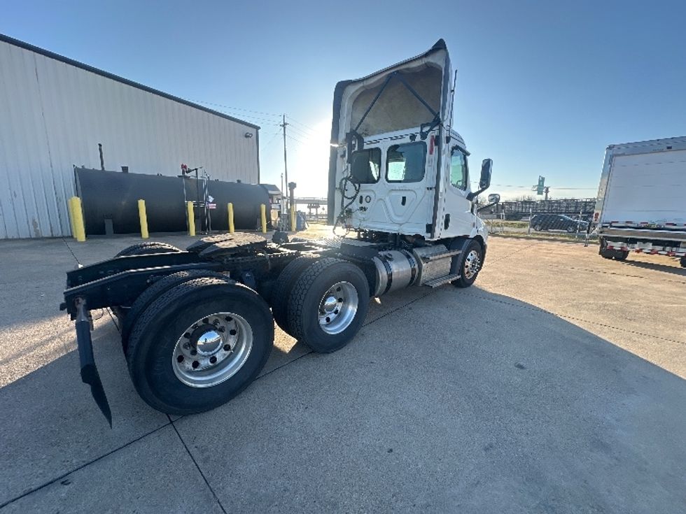 Day Cab Tractor-Heavy Duty Tractors-Freightliner-2020-T11664ST-Waxahachie-TX-219,986\n\t\tmiles-$ 74,250 - Image 7