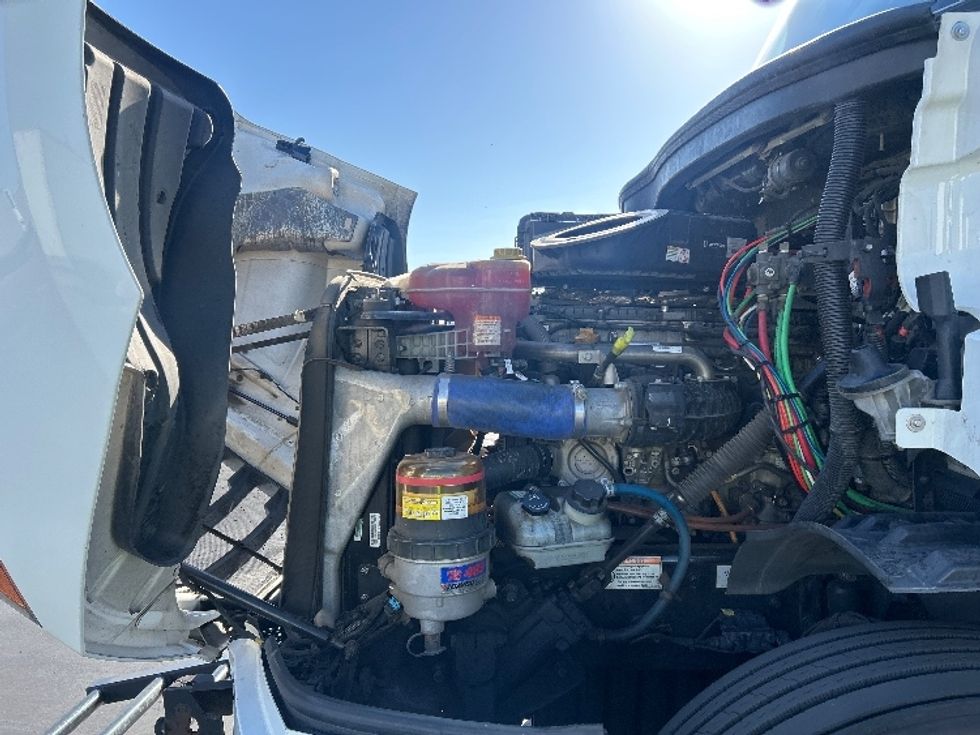 Day Cab Tractor-Heavy Duty Tractors-Freightliner-2020-T11664ST-West Sacramento-CA-599,027\n\t\tmiles-$ 34,500 - Image 16