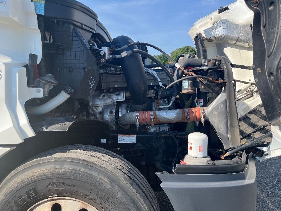 Day Cab Tractor-Heavy Duty Tractors-Freightliner-2020-T12642ST-Albany-NY-310,596\n\t\tmiles-$ 44,000 - Image 15