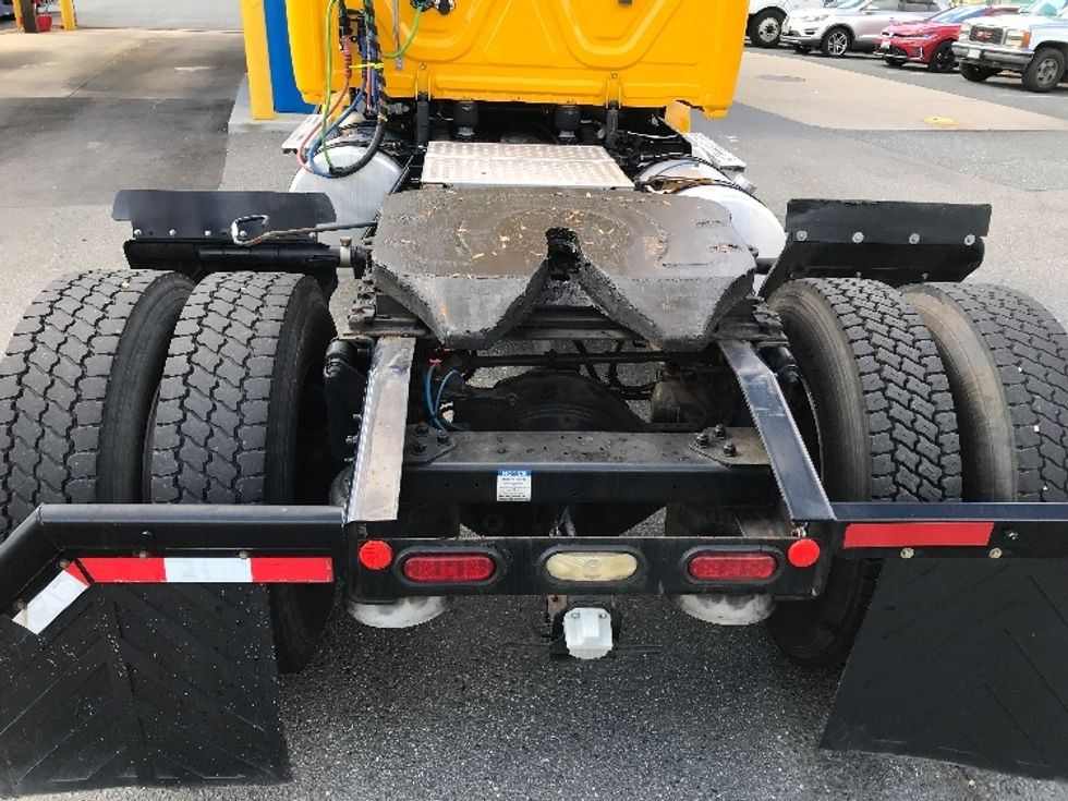 Day Cab Tractor-Heavy Duty Tractors-Freightliner-2020-T12642ST-Ashland-VA-252,025\n\t\tmiles-$ 45,750 - Image 5