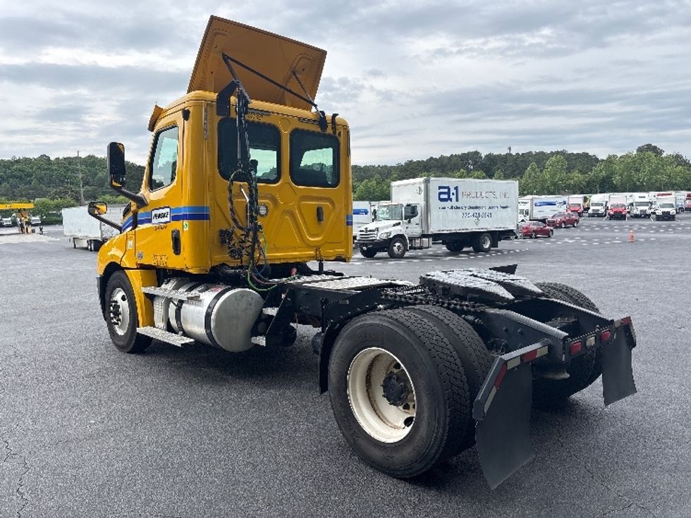 Day Cab Tractor-Heavy Duty Tractors-Freightliner-2020-T12642ST-Atlanta (Forest Park)-GA-206,942\n\t\tmiles-$ 45,250 - Image 5