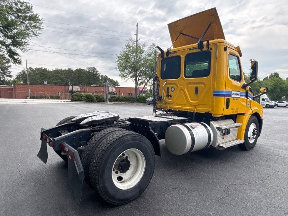 Day Cab Tractor-Heavy Duty Tractors-Freightliner-2020-T12642ST-Atlanta (Forest Park)-GA-206,942\n\t\tmiles-$ 45,250 - Image 7