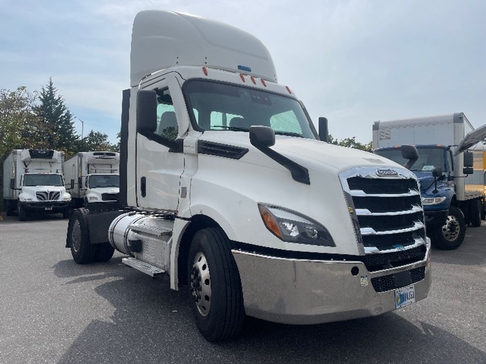 Day Cab Tractor-Heavy Duty Tractors-Freightliner-2020-T12642ST-Baltimore-MD-507,121\n\t\tmiles-$ 30,750 - Image 1