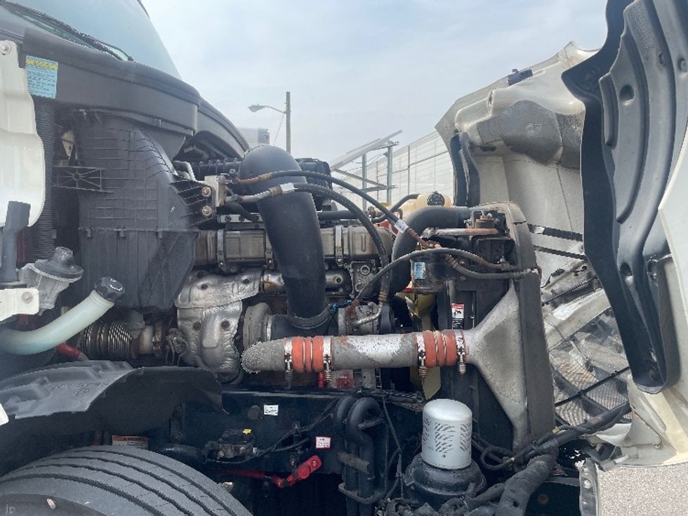 Day Cab Tractor-Heavy Duty Tractors-Freightliner-2020-T12642ST-Baltimore-MD-507,121\n\t\tmiles-$ 30,750 - Image 15