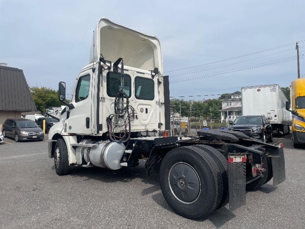 Day Cab Tractor-Heavy Duty Tractors-Freightliner-2020-T12642ST-Baltimore-MD-507,121\n\t\tmiles-$ 30,750 - Image 5