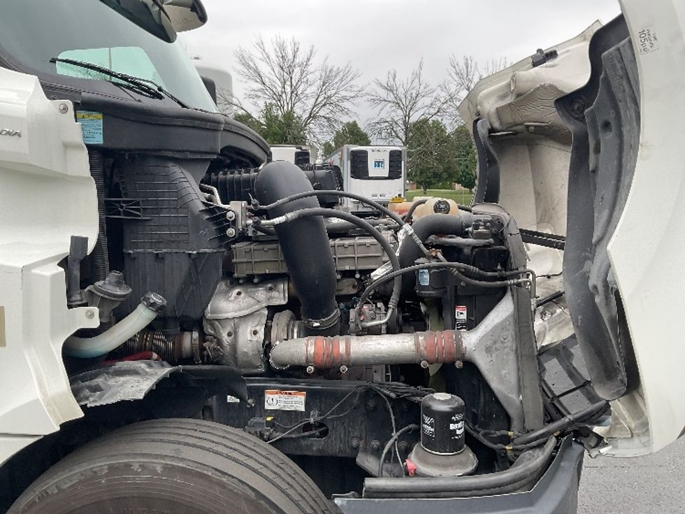 Day Cab Tractor-Heavy Duty Tractors-Freightliner-2020-T12642ST-Bethlehem-PA-251,960\n\t\tmiles-$ 48,000 - Image 15