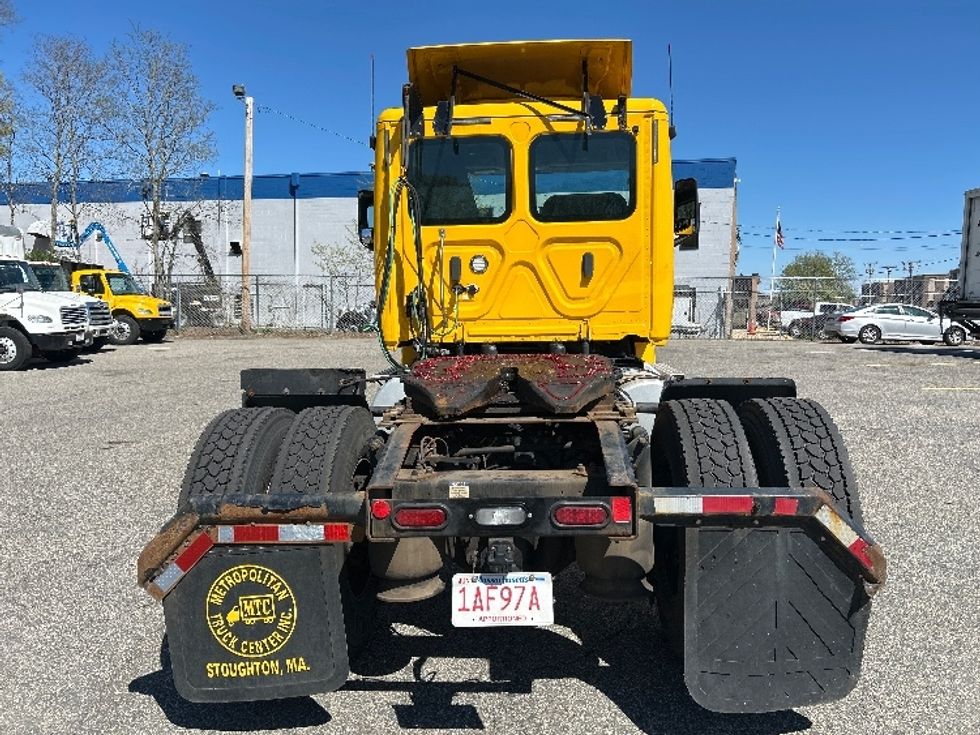 Day Cab Tractor-Heavy Duty Tractors-Freightliner-2020-T12642ST-Braintree-MA-376,469\n\t\tmiles-$ 35,000 - Image 6