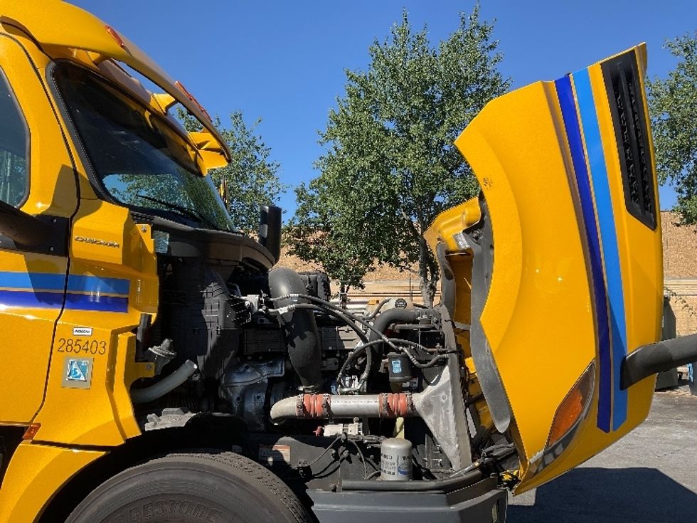 Day Cab Tractor-Heavy Duty Tractors-Freightliner-2020-T12642ST-Capitol Heights-MD-228,313\n\t\tmiles-$ 44,000 - Image 15