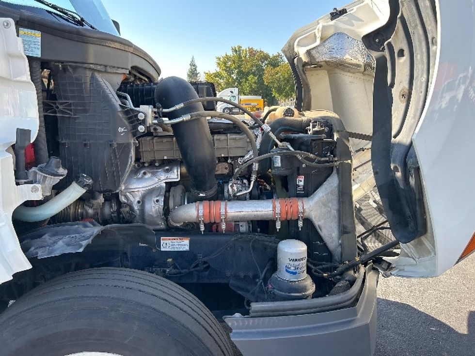 Day Cab Tractor-Heavy Duty Tractors-Freightliner-2020-T12642ST-Ceres-CA-239,906\n\t\tmiles-$ 51,000 - Image 15