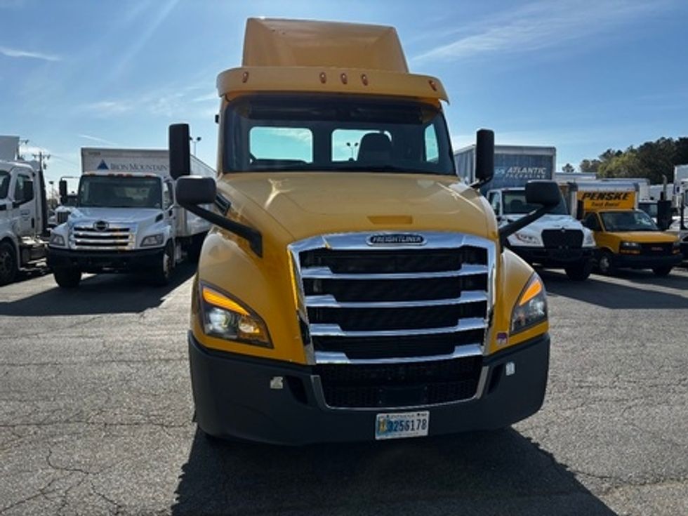 Day Cab Tractor-Heavy Duty Tractors-Freightliner-2020-T12642ST-Charlotte-NC-272,024\n\t\tmiles-$ 40,000 - Image 17