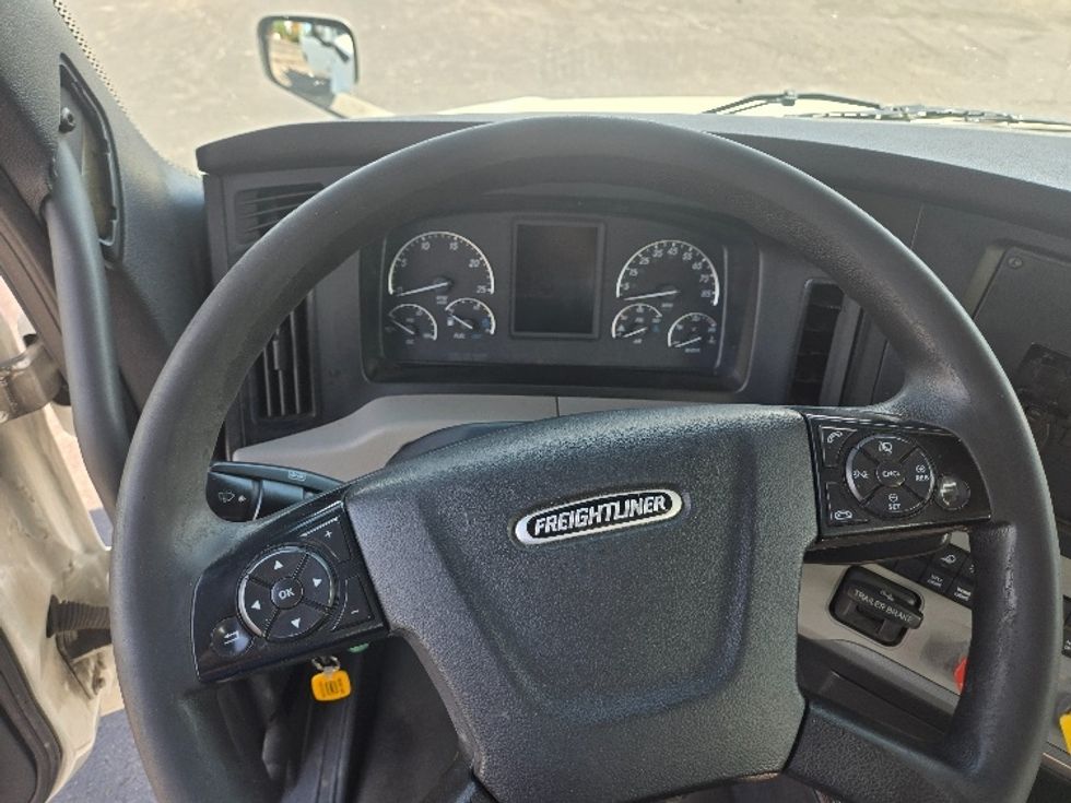 Day Cab Tractor-Heavy Duty Tractors-Freightliner-2020-T12642ST-Clearfield-PA-496,301\n\t\tmiles-$ 30,250 - Image 11