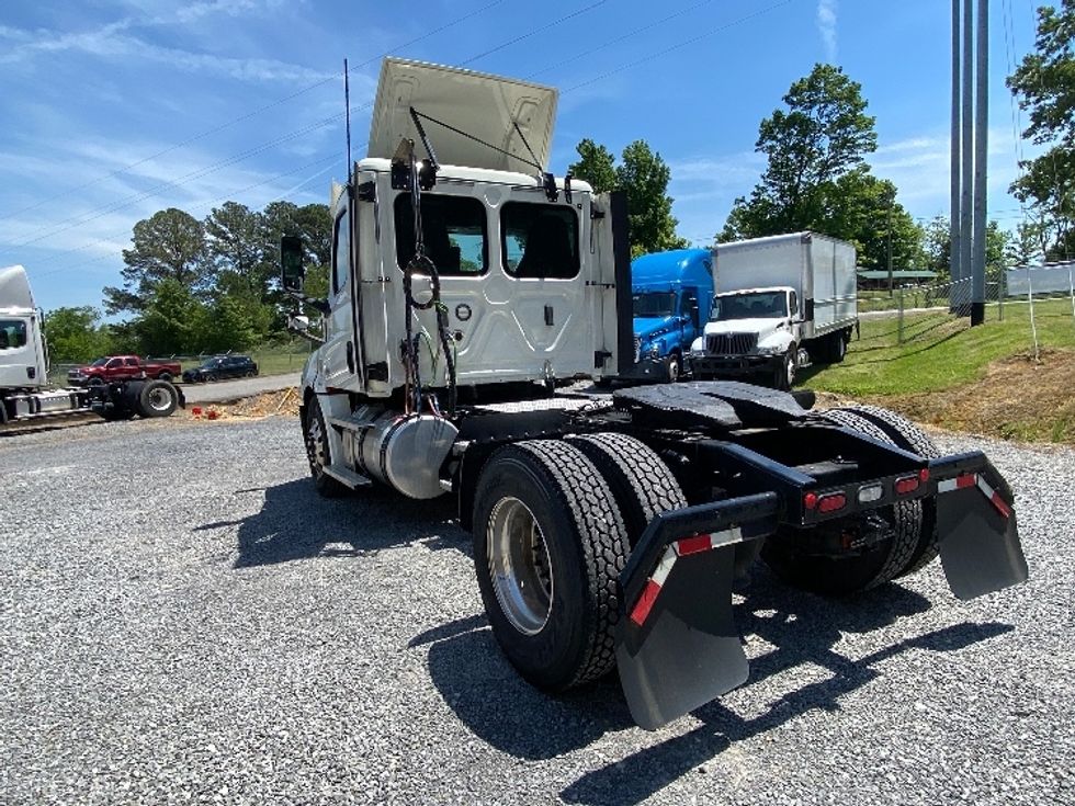 Day Cab Tractor-Heavy Duty Tractors-Freightliner-2020-T12642ST-Cleveland-TN-176,005\n\t\tmiles-$ 55,000 - Image 5
