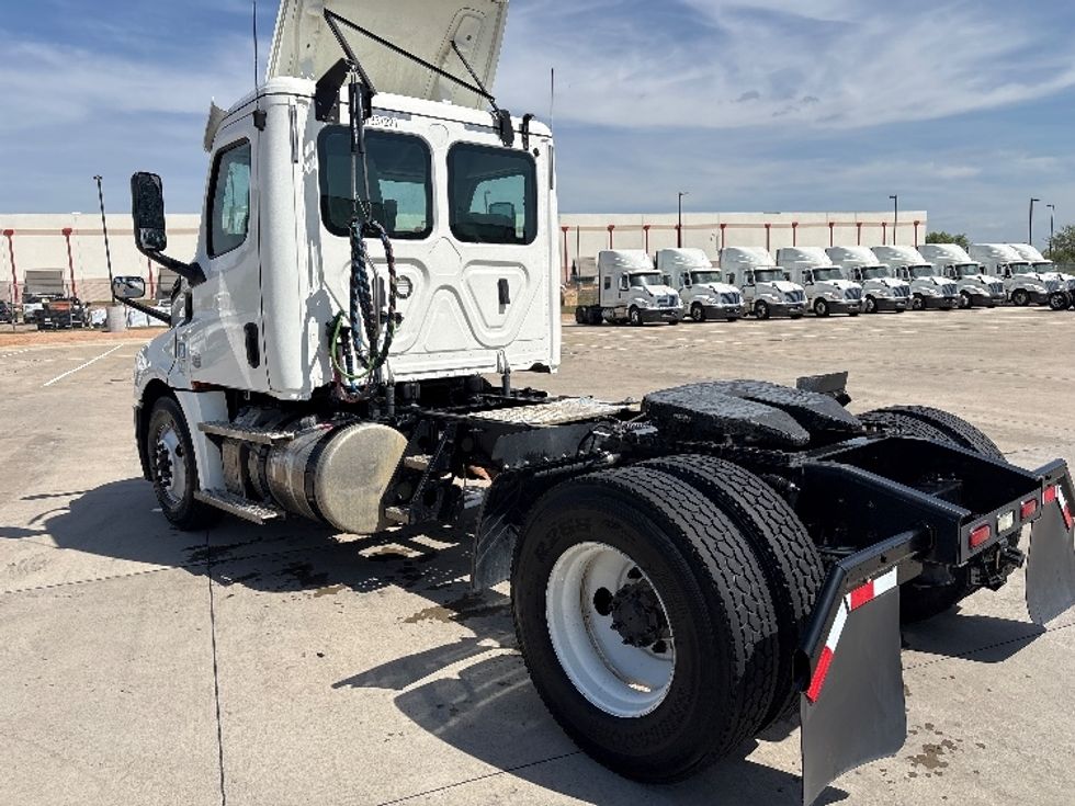 Day Cab Tractor-Heavy Duty Tractors-Freightliner-2020-T12642ST-Dallas-TX-167,402\n\t\tmiles-$ 55,000 - Image 5