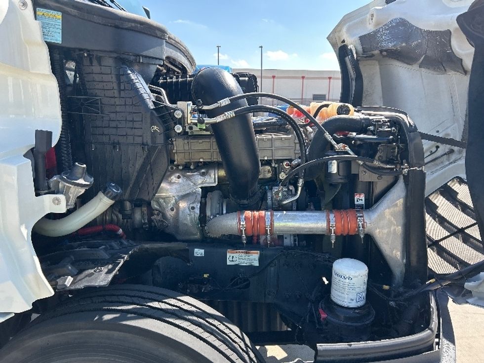 Day Cab Tractor-Heavy Duty Tractors-Freightliner-2020-T12642ST-Dallas-TX-188,744\n\t\tmiles-$ 53,750 - Image 15