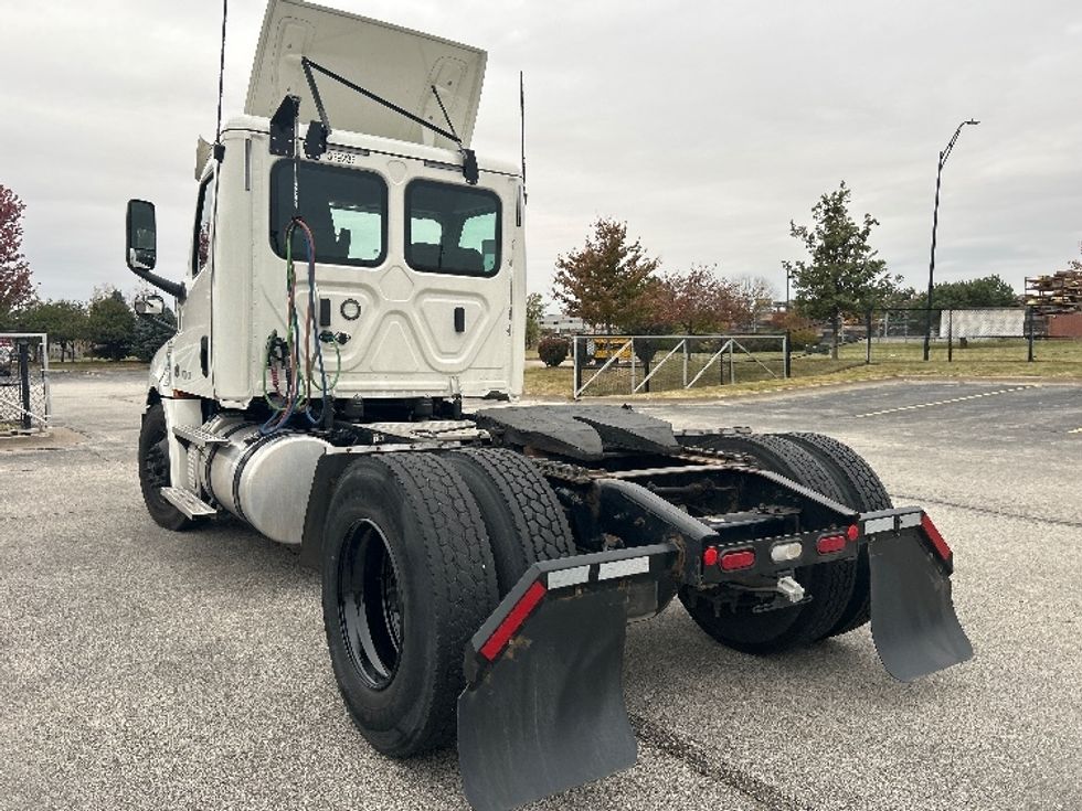 Day Cab Tractor-Heavy Duty Tractors-Freightliner-2020-T12642ST-Davenport-IA-264,072\n\t\tmiles-$ 42,000 - Image 5