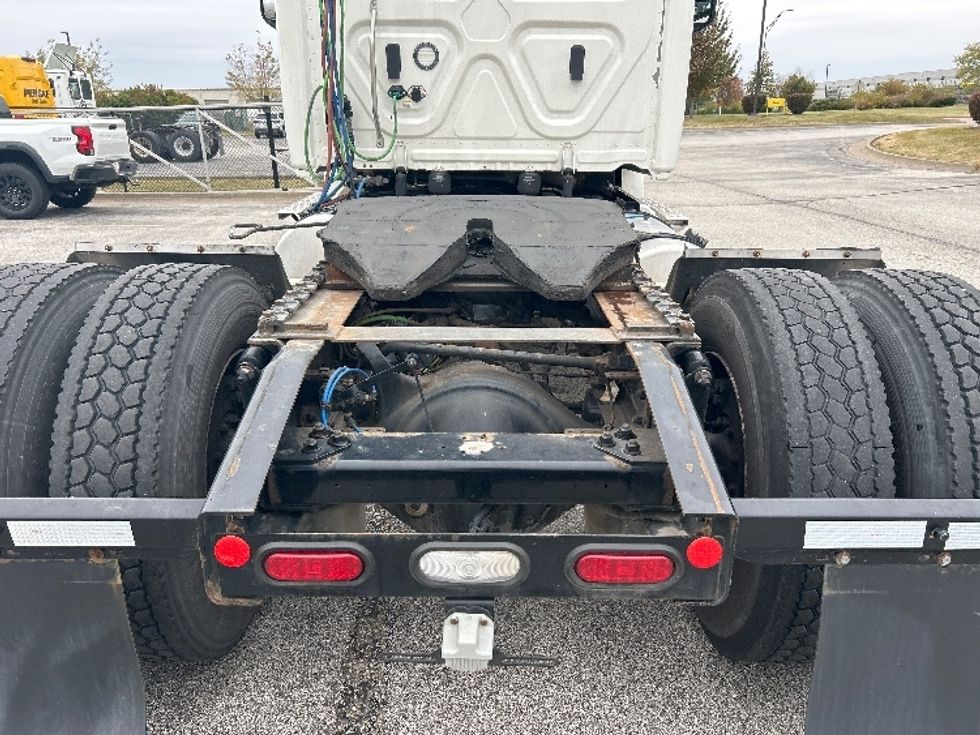 Day Cab Tractor-Heavy Duty Tractors-Freightliner-2020-T12642ST-Davenport-IA-264,072\n\t\tmiles-$ 42,000 - Image 6