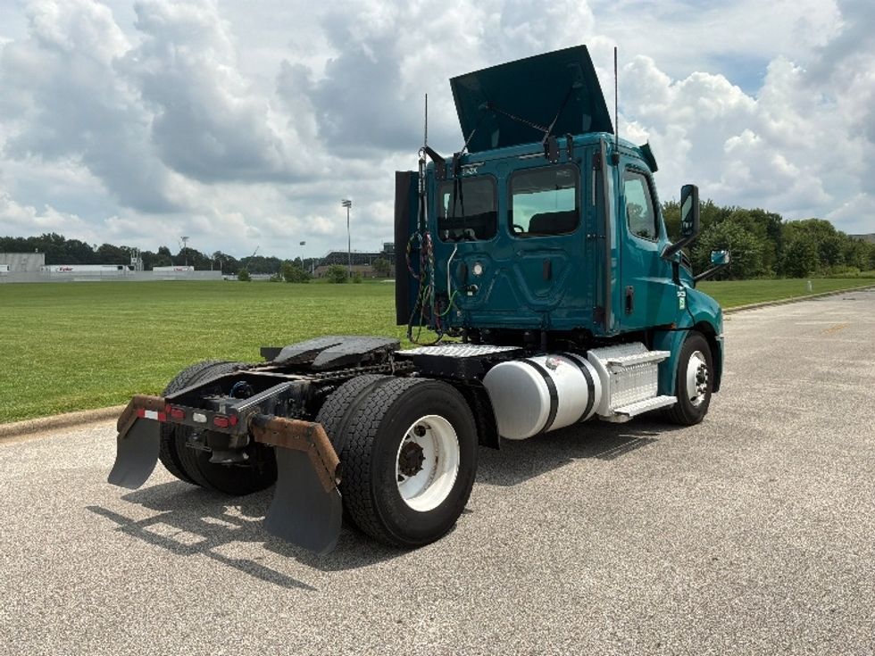 Day Cab Tractor-Heavy Duty Tractors-Freightliner-2020-T12642ST-Evansville-IN-438,479\n\t\tmiles-$ 36,750 - Image 7