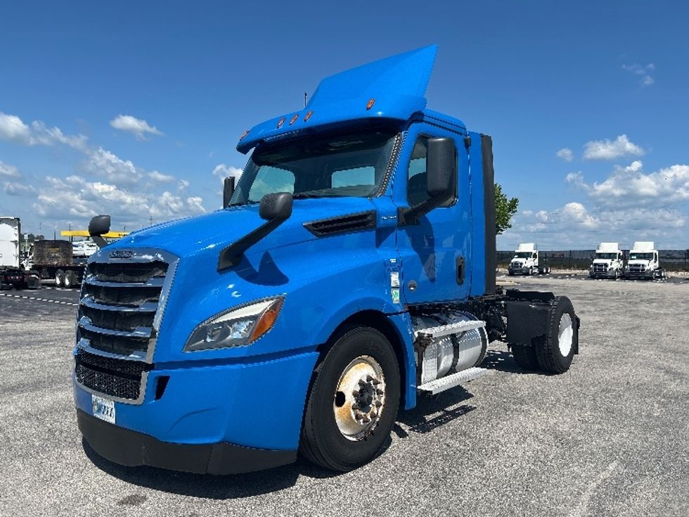 Day Cab Tractor-Heavy Duty Tractors-Freightliner-2020-T12642ST-Evansville-IN-443,480\n\t\tmiles-$ 36,500 - Image 3