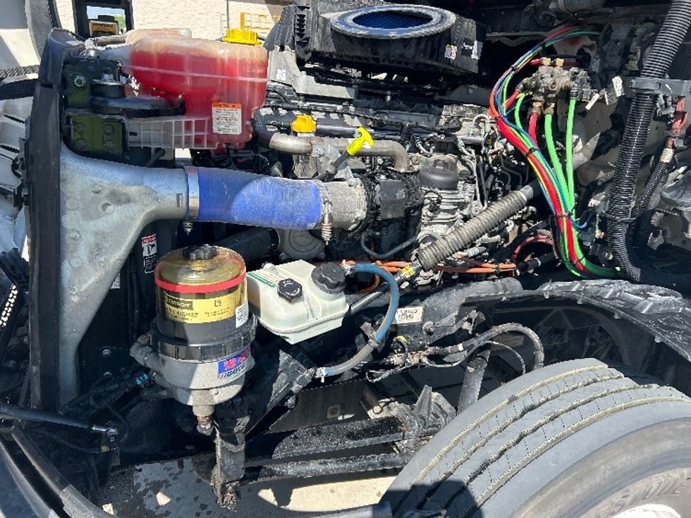 Day Cab Tractor-Heavy Duty Tractors-Freightliner-2020-T12642ST-Fort Worth-TX-194,919\n\t\tmiles-$ 53,500 - Image 16