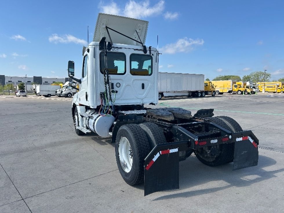 Day Cab Tractor-Heavy Duty Tractors-Freightliner-2020-T12642ST-Fort Worth-TX-194,919\n\t\tmiles-$ 53,500 - Image 5