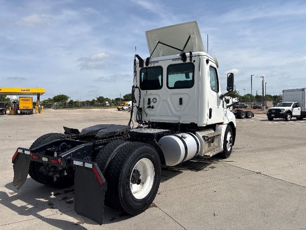 Day Cab Tractor-Heavy Duty Tractors-Freightliner-2020-T12642ST-Fort Worth-TX-215,581\n\t\tmiles-$ 51,250 - Image 7