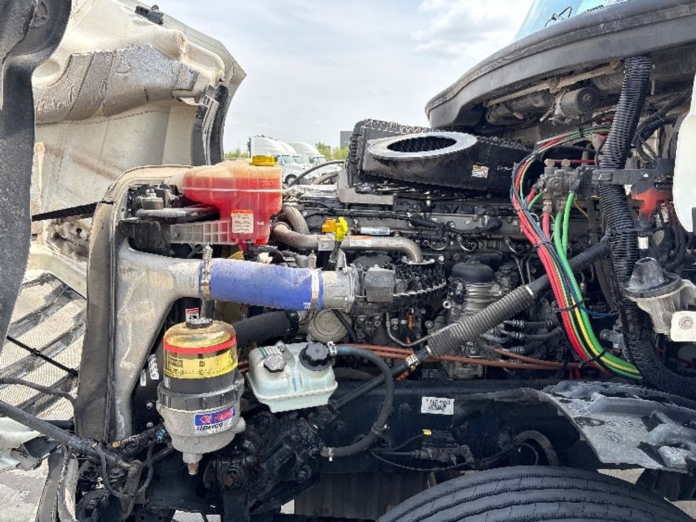 Day Cab Tractor-Heavy Duty Tractors-Freightliner-2020-T12642ST-Fort Worth-TX-221,022\n\t\tmiles-$ 54,750 - Image 16