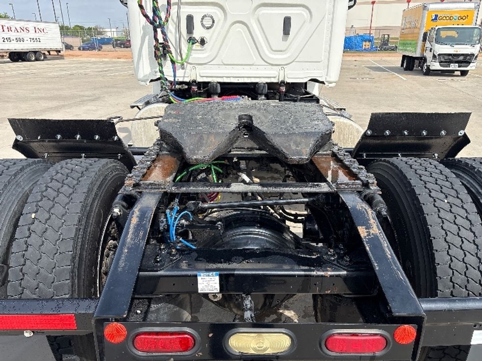 Day Cab Tractor-Heavy Duty Tractors-Freightliner-2020-T12642ST-Fort Worth-TX-221,022\n\t\tmiles-$ 54,750 - Image 6