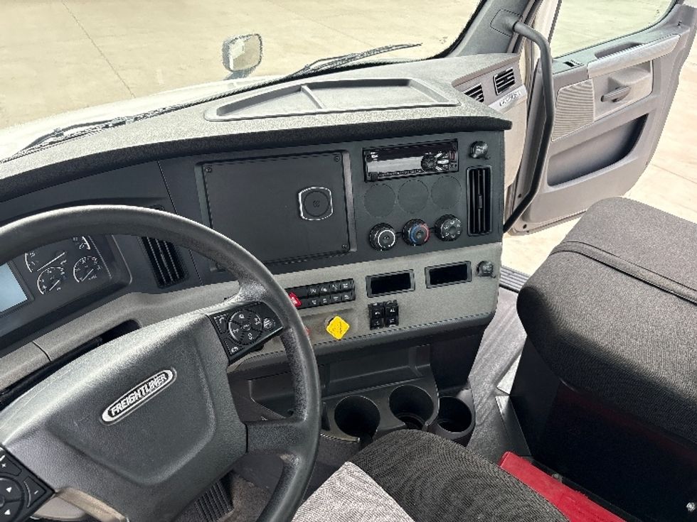 Day Cab Tractor-Heavy Duty Tractors-Freightliner-2020-T12642ST-Fort Worth-TX-258,881\n\t\tmiles-$ 50,000 - Image 10