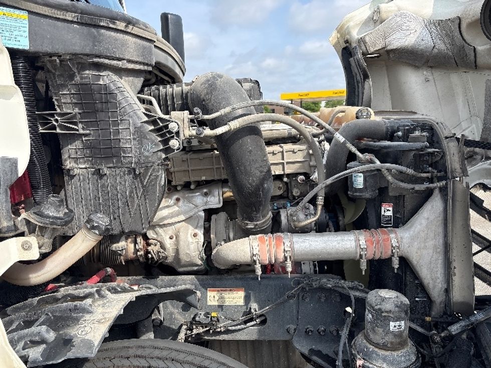 Day Cab Tractor-Heavy Duty Tractors-Freightliner-2020-T12642ST-Fort Worth-TX-267,317\n\t\tmiles-$ 49,500 - Image 15