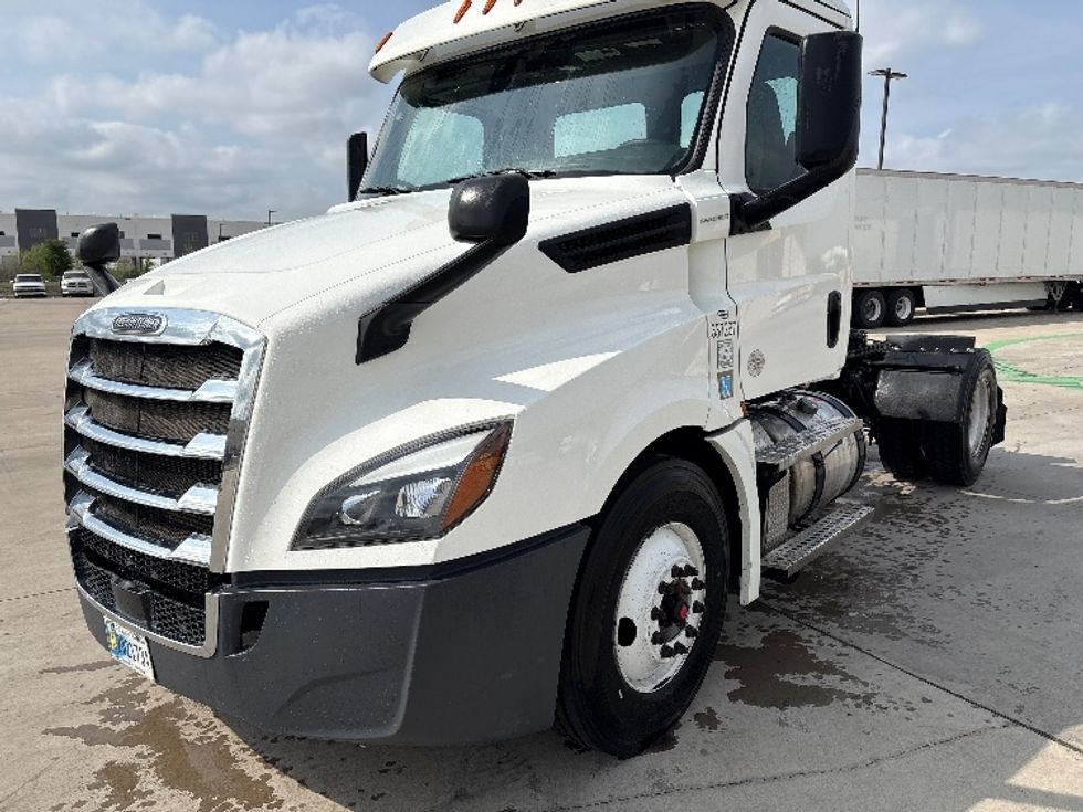 Day Cab Tractor-Heavy Duty Tractors-Freightliner-2020-T12642ST-Fort Worth-TX-267,317\n\t\tmiles-$ 49,500 - Image 3