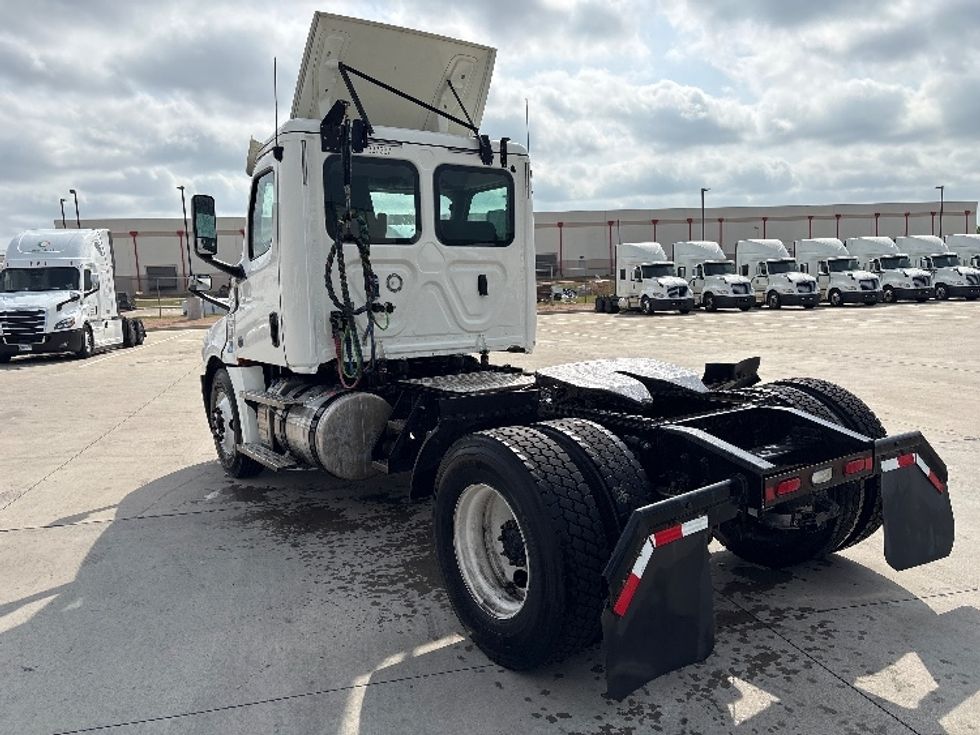 Day Cab Tractor-Heavy Duty Tractors-Freightliner-2020-T12642ST-Fort Worth-TX-267,317\n\t\tmiles-$ 49,500 - Image 5