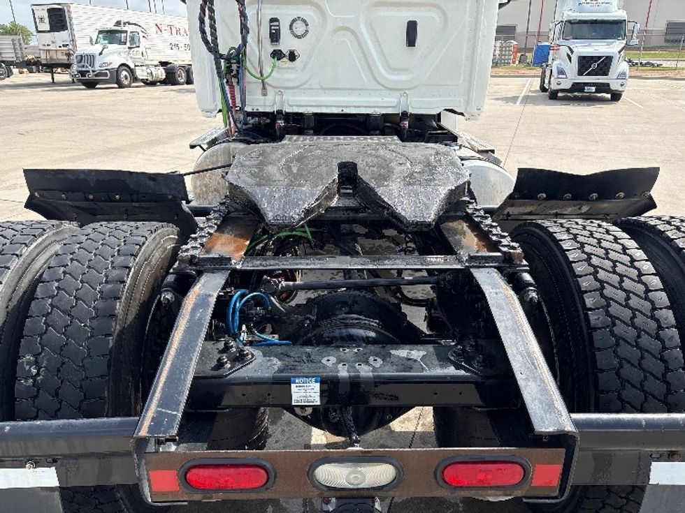 Day Cab Tractor-Heavy Duty Tractors-Freightliner-2020-T12642ST-Fort Worth-TX-267,317\n\t\tmiles-$ 49,500 - Image 6